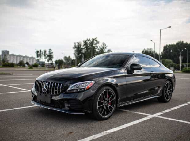 Mercedes-Benz C-Класс W205, S205, C205, A205  Рестайлинг, 2018, пробег 95000 км