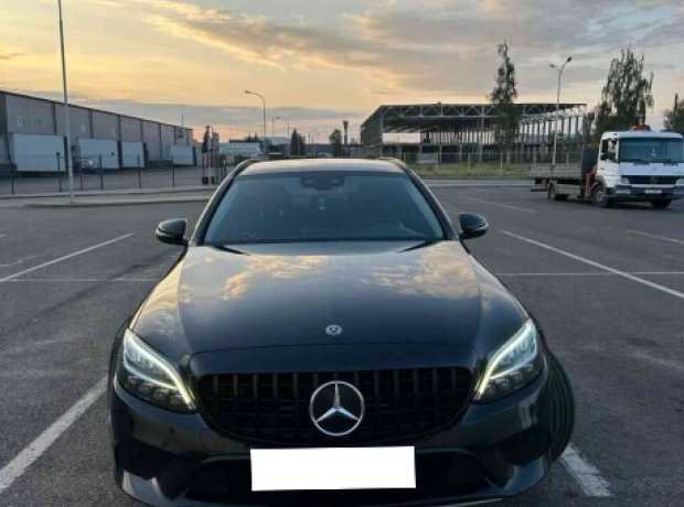 Mercedes-Benz C-Класс W205, S205, C205, A205  Рестайлинг, 2019, пробег 240 км