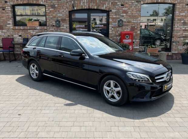Mercedes-Benz C-Класс W205, S205, C205, A205 Рестайлинг, 2019, пробег 261410 км Mercedes-Benz C-Класс W205, S205, C205, A205 Рестайлинг, 2019, пробег 261410 км