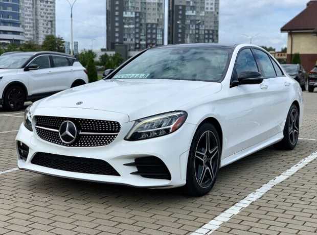 Mercedes-Benz C-Класс W205, S205, C205, A205 Рестайлинг, 2020, пробег 155000 км Mercedes-Benz C-Класс W205, S205, C205, A205 Рестайлинг, 2020, пробег 155000 км