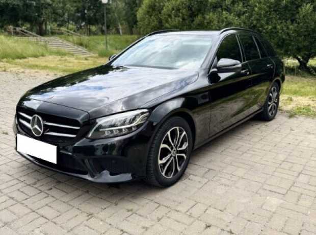 Mercedes-Benz C-Класс W205, S205, C205, A205  Рестайлинг, 2020, пробег 204000 км