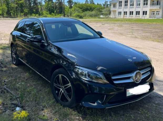 Mercedes-Benz C-Класс W205, S205, C205, A205  Рестайлинг, 2021, пробег 105000 км