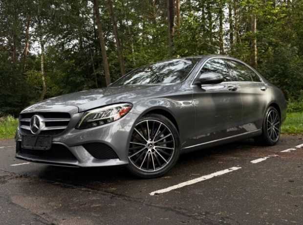 Mercedes-Benz C-Класс W205, S205, C205, A205  Рестайлинг, 2021, пробег 65000 км