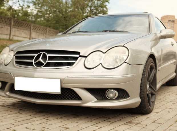 Mercedes-Benz CLK C209