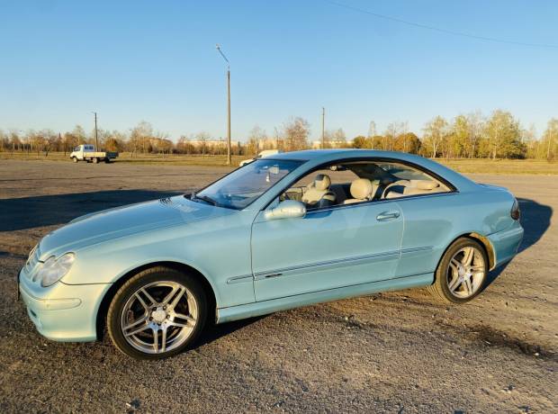 Mercedes-Benz CLK C209