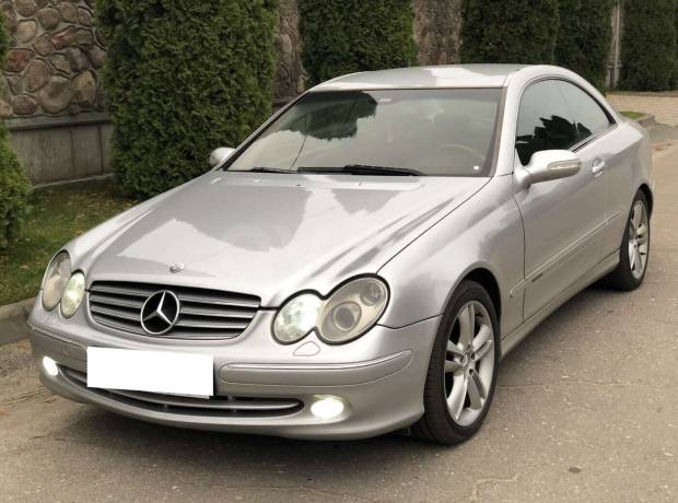 Mercedes-Benz CLK C209