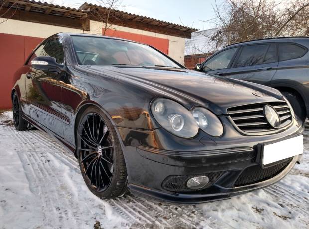 Mercedes-Benz CLK C209