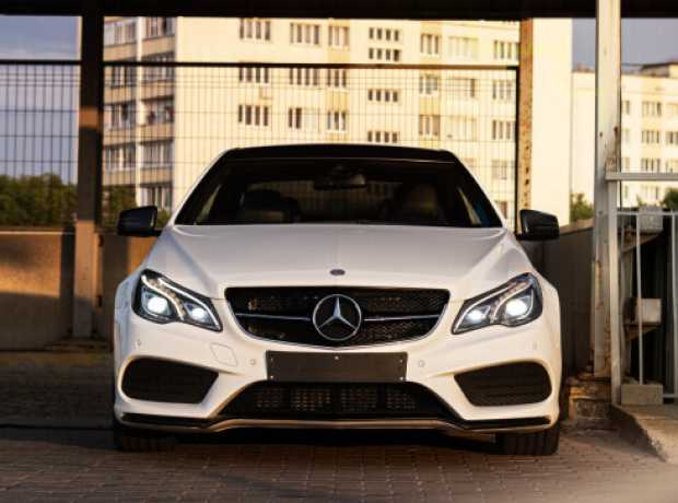 Mercedes-Benz E-Класс W212, S212, C207, A207  Рестайлинг, 2013, пробег 153000 км