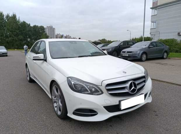 Mercedes-Benz E-Класс W212, S212, C207, A207  Рестайлинг, 2013, пробег 330000 км