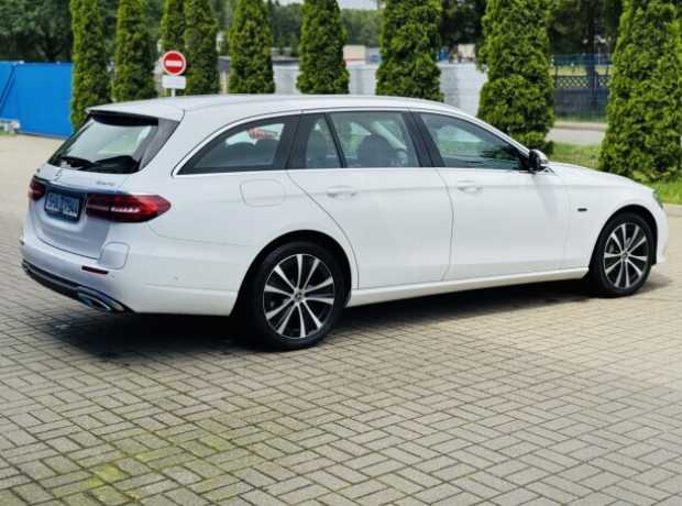 Mercedes-Benz E-Класс W213, S213, C238  Рестайлинг, 2020, пробег 185000 км