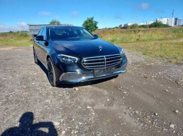 Mercedes-Benz E-Класс W213, S213, C238  Рестайлинг, 2021, пробег 105600 км