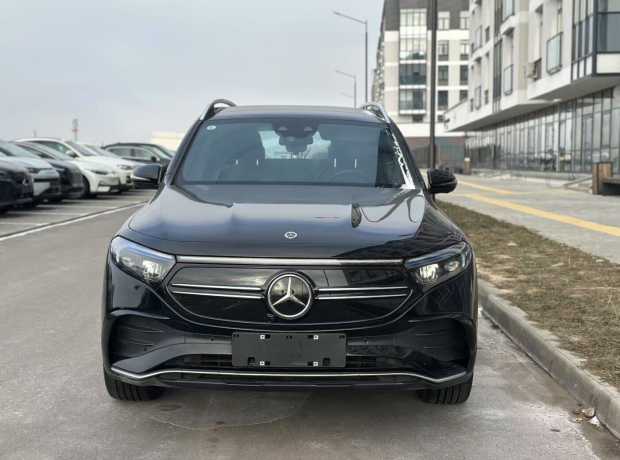 Mercedes-Benz EQB I