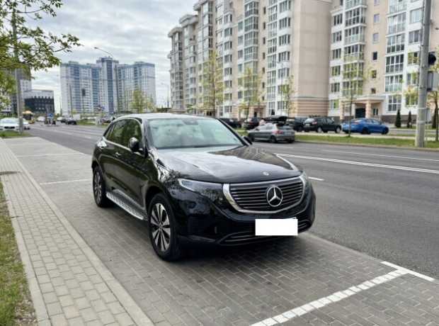 Mercedes-Benz EQC , 2021, пробег 33000 км