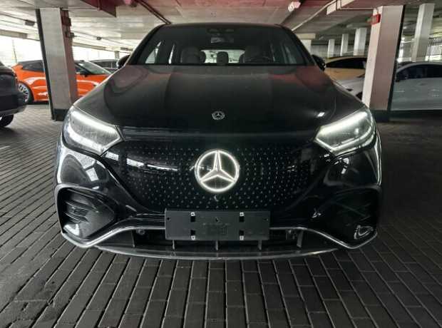 Mercedes-Benz EQE SUV , 2024, пробег 14900 км