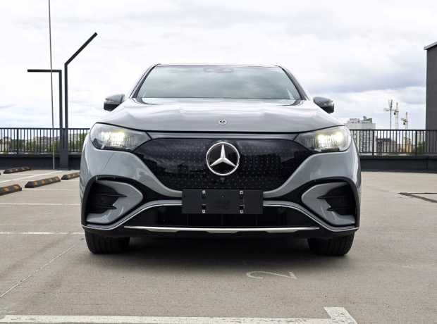Mercedes-Benz EQE SUV I Mercedes-Benz EQE SUV I