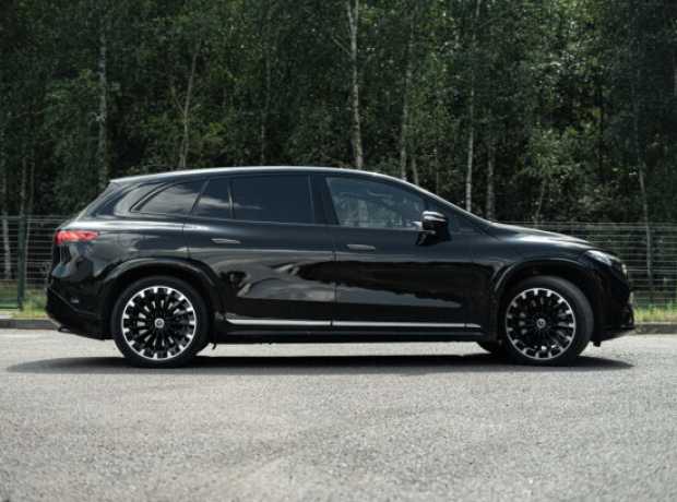 Mercedes-Benz EQS SUV , 2023, пробег 50500 км