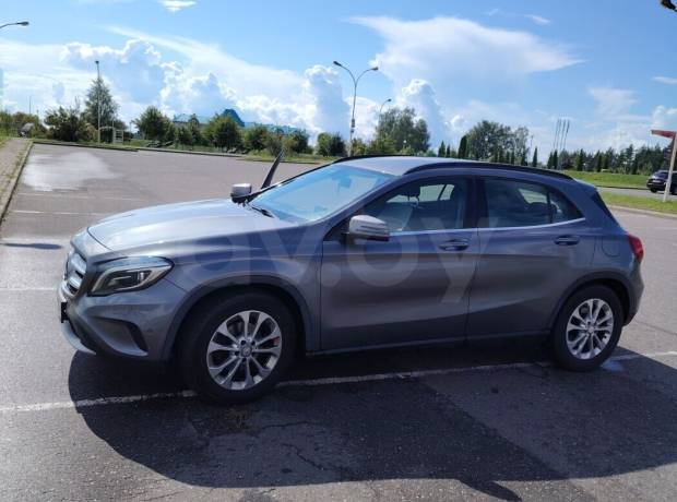 Mercedes-Benz GLA X156