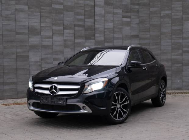 Mercedes-Benz GLA X156