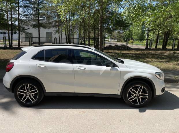 Mercedes-Benz GLA X156 (Рестайлинг)