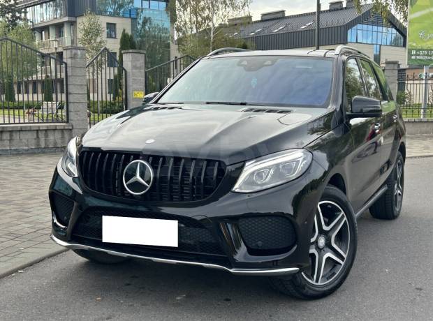 Mercedes-Benz GLE W166