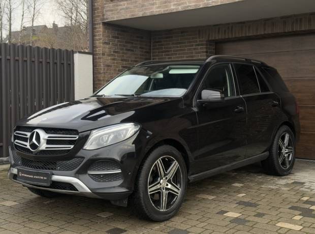 Mercedes-Benz GLE W166