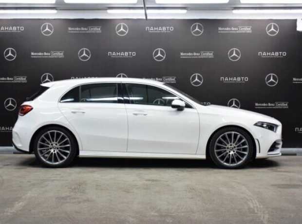 Mercedes-Benz A-Класс W177, V177, 2019, пробег 88000 км Mercedes-Benz A-Класс W177, V177, 2019, пробег 88000 км