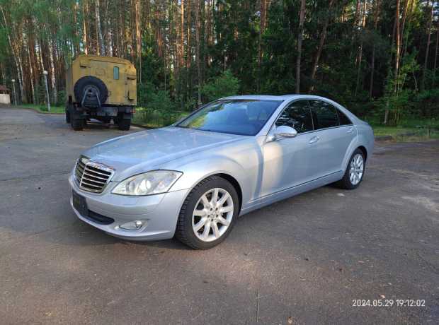 Mercedes-Benz S-Класс W221