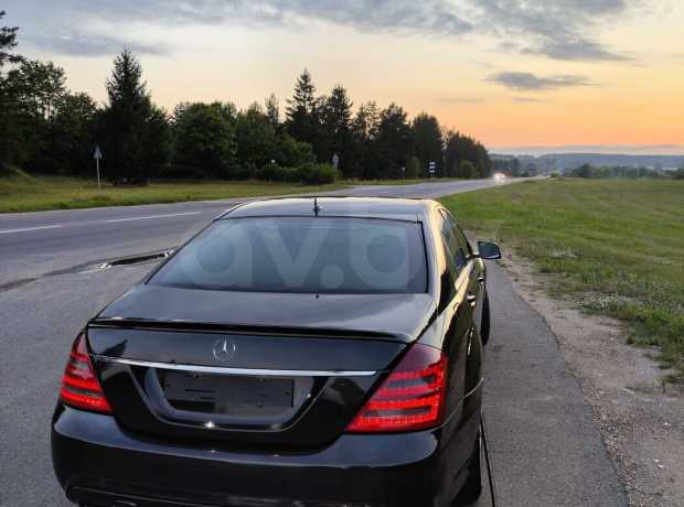 Mercedes-Benz S-Класс W221