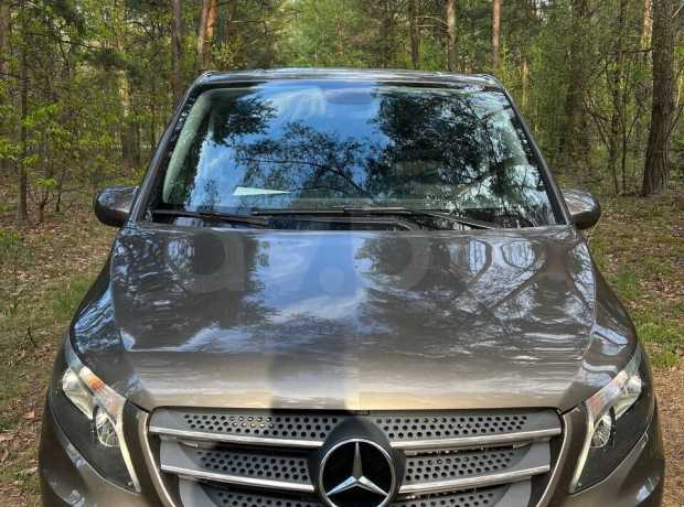 Mercedes-Benz Vito W447