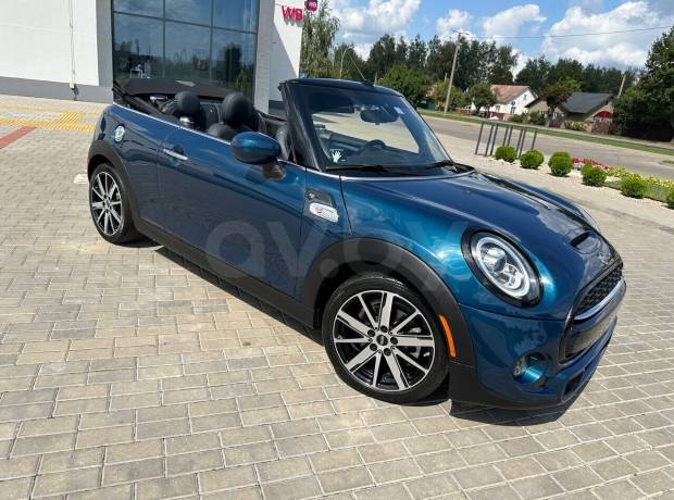 MINI Cabrio III Рестайлинг