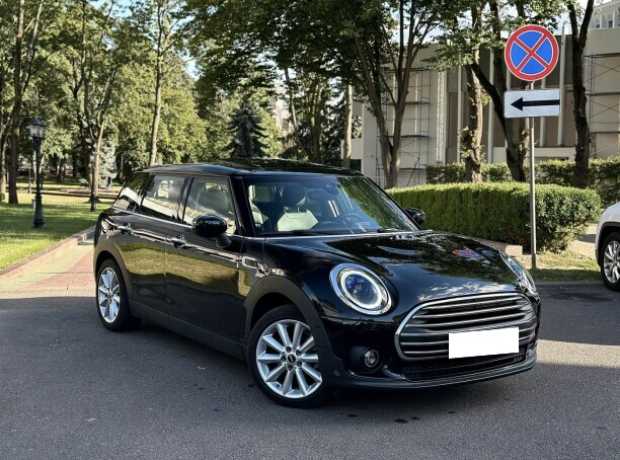MINI Clubman F54 Рестайлинг, 2022, пробег 110814 км MINI Clubman F54 Рестайлинг, 2022, пробег 110814 км