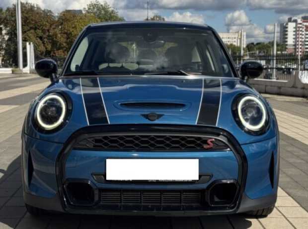 MINI Cooper F55, F56  2-й рестайлинг, 2022, пробег 35000 км