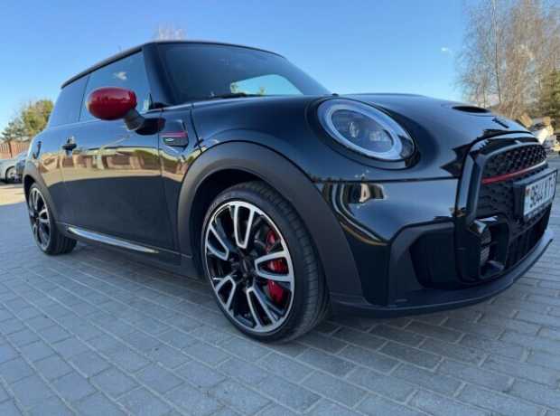 MINI Cooper F55, F56 2-й рестайлинг, 2023, пробег 5800 км MINI Cooper F55, F56 2-й рестайлинг, 2023, пробег 5800 км
