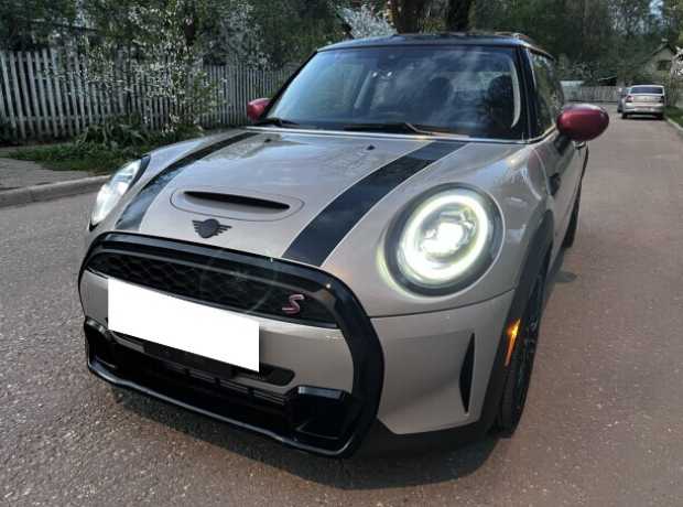 MINI Cooper F55, F56  2-й рестайлинг, 2024, пробег 9000 км