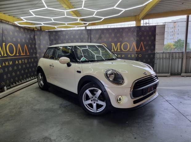 MINI Cooper F55, F56 Рестайлинг