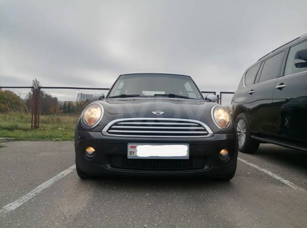 MINI Cooper R56