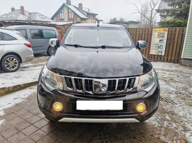 Mitsubishi L200 V