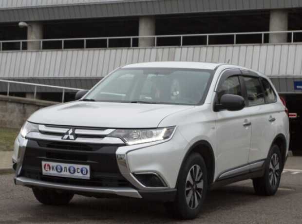 Mitsubishi Outlander III  2-й рестайлинг, 2015, пробег 91395 км