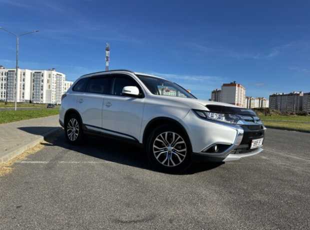 Mitsubishi Outlander III  2-й рестайлинг, 2016, пробег 132712 км