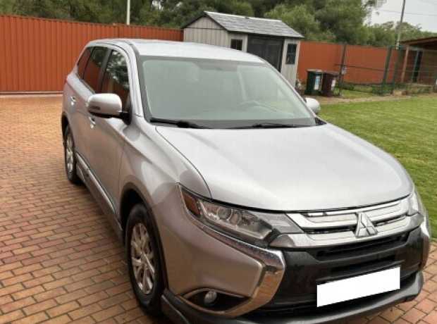 Mitsubishi Outlander III  2-й рестайлинг, 2016, пробег 189902 км