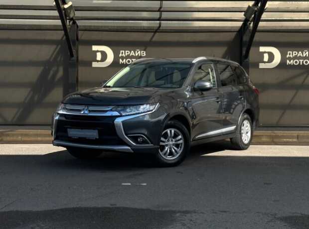 Mitsubishi Outlander III  2-й рестайлинг, 2016, пробег 231645 км