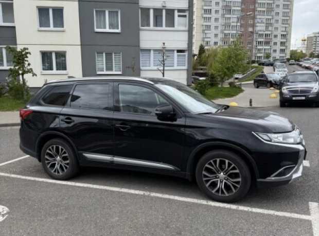Mitsubishi Outlander III  2-й рестайлинг, 2017, пробег 158200 км