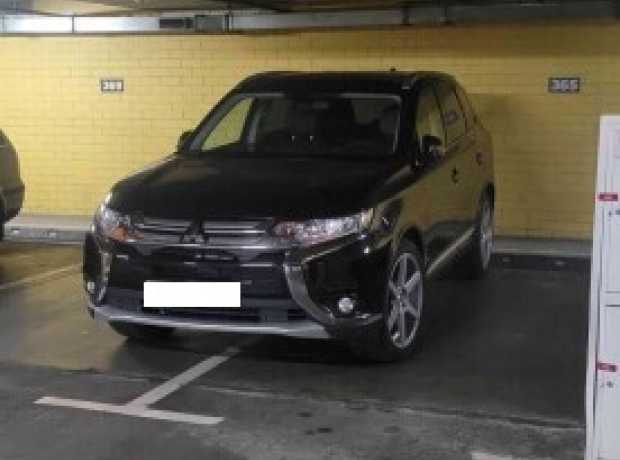 Mitsubishi Outlander III  3-й рестайлинг, 2019, пробег 100000 км