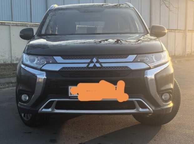 Mitsubishi Outlander III  3-й рестайлинг, 2019, пробег 149000 км