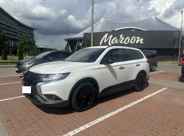 Mitsubishi Outlander III  3-й рестайлинг, 2019, пробег 160934 км