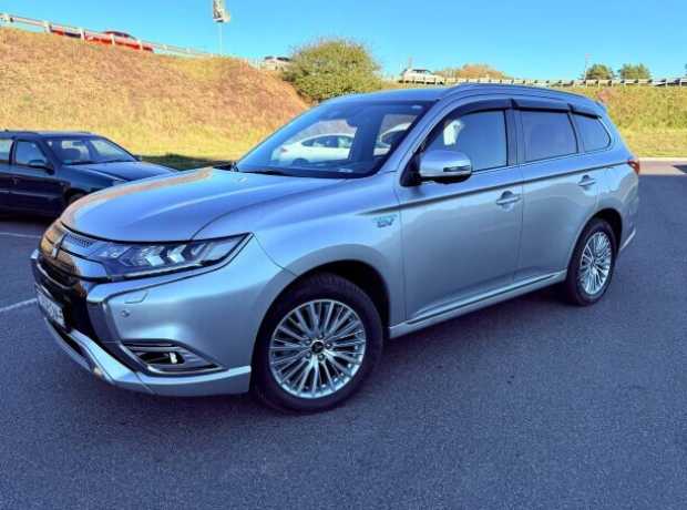 Mitsubishi Outlander III  3-й рестайлинг, 2019, пробег 46912 км