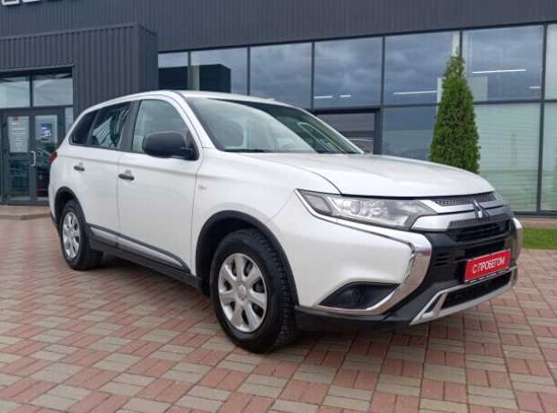 Mitsubishi Outlander III  3-й рестайлинг, 2020, пробег 163912 км