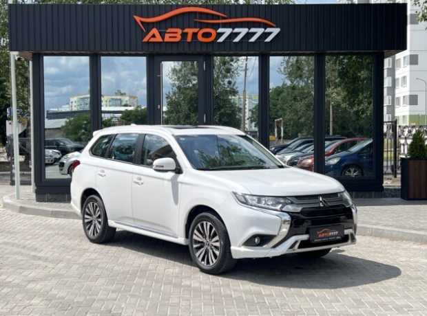 Mitsubishi Outlander III  3-й рестайлинг, 2022, пробег 373 км