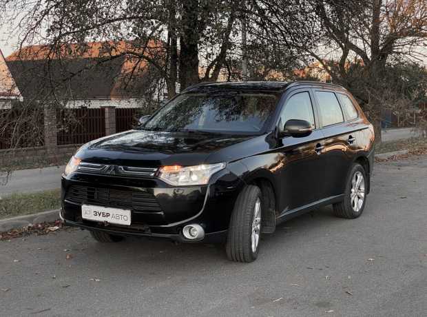 Mitsubishi Outlander III