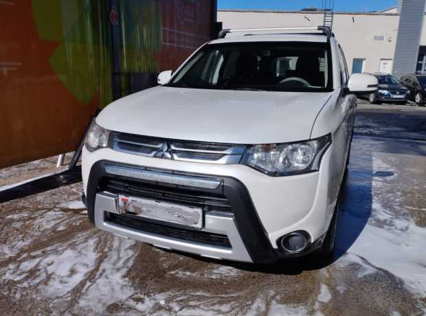 Mitsubishi Outlander III Рестайлинг